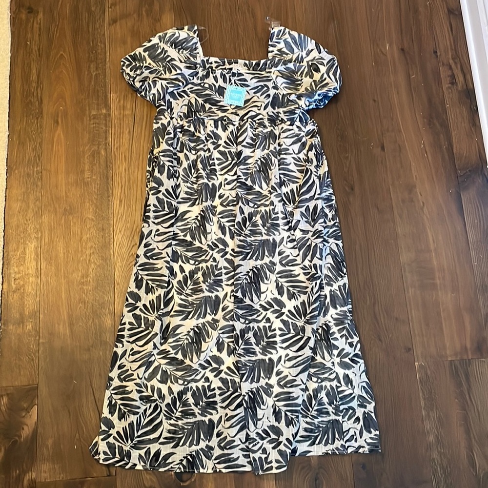 Black and white palm maxi dress NWT
